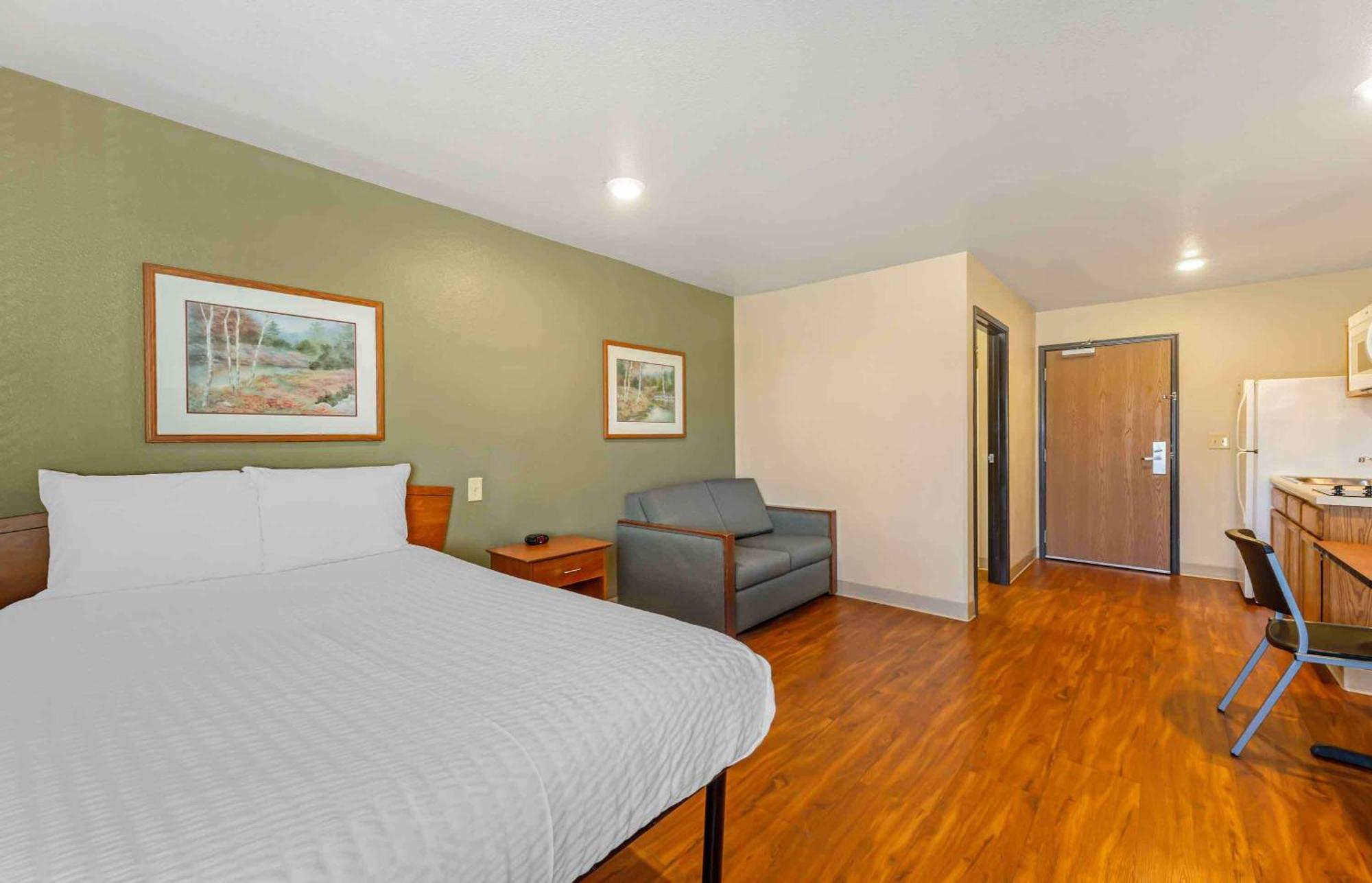 Extended Stay America Select Suites - Cleveland - Ментор Экстерьер фото