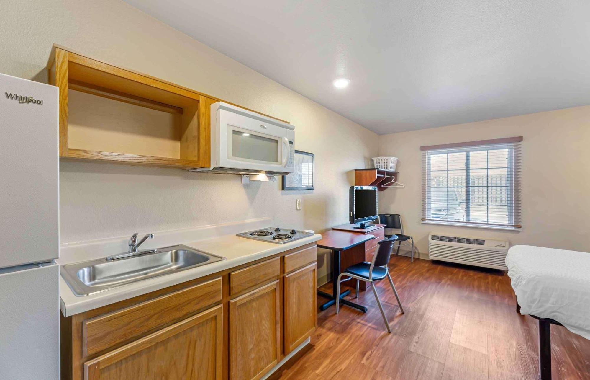Extended Stay America Select Suites - Cleveland - Ментор Экстерьер фото